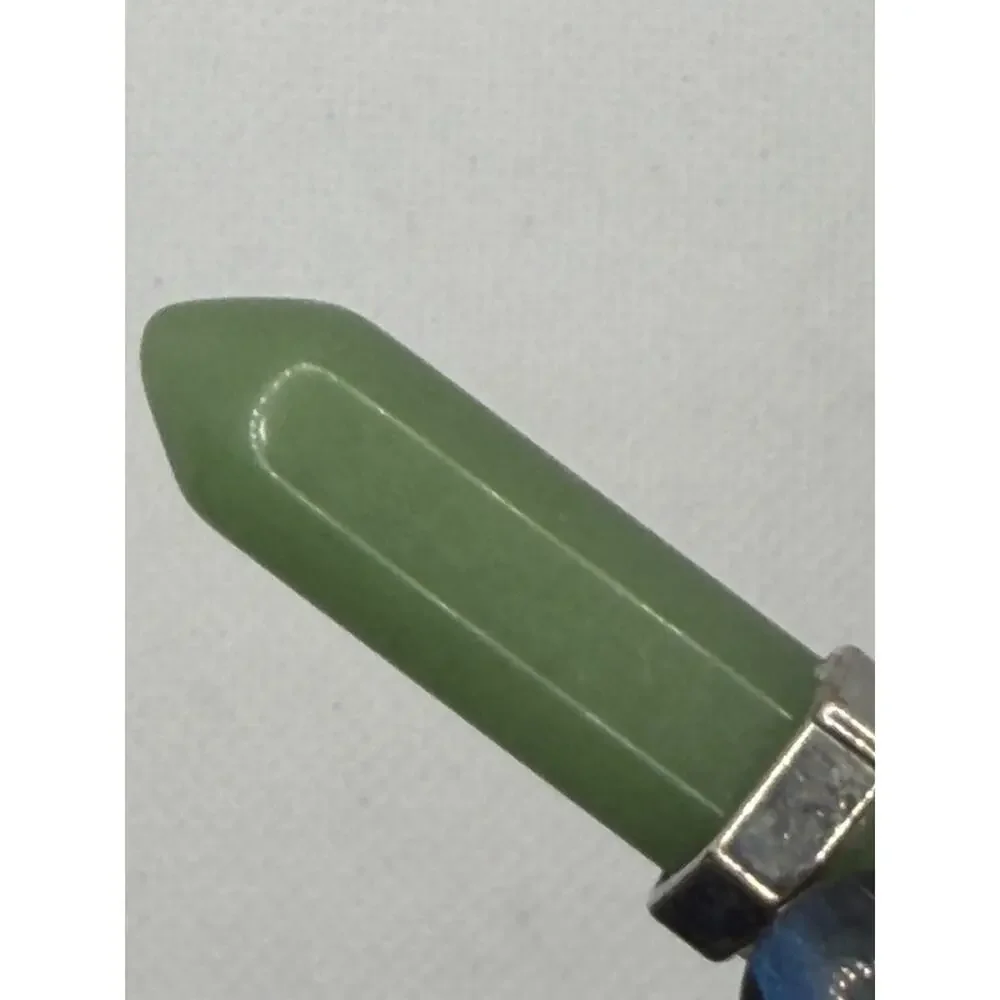 Vintage Green Aventurine Hexagonal Crystal Point Pendant Silver Tone Cap 1.5